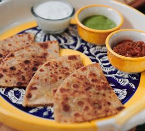 Dum aloo paratha thali (bestseller)