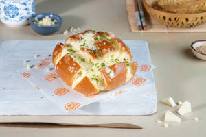 Korean Cream Cheese Pull Apart Bun