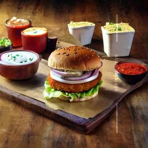 Makhani Paneer Burger [New]