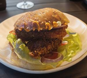 Spicy Crunchy Chicken Burger