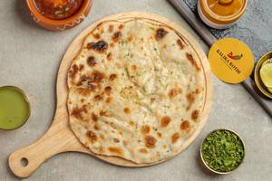 Stuffed Aloo Kulche
