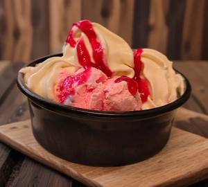 Strawberry Sundae