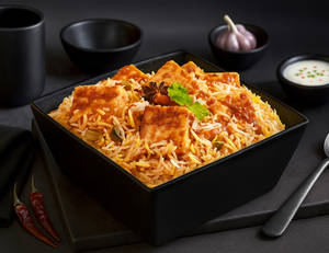 Tandoori Paneer Dum Biryani