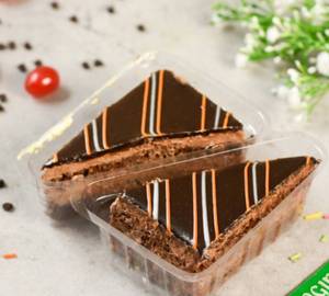 Choco stripe veg pastry