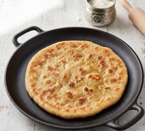 1 Desi Ghee Paneer Pyaaz Paratha with 1 butter