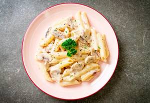 White Sauce Pasta