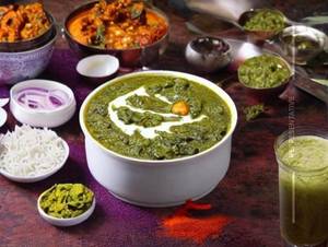 Palak Lasooni 