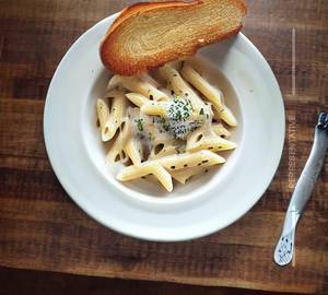 Penne alfredo chicken