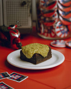 Pistachio Kunafa Brownie