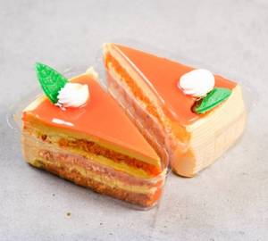 Alphonso mango pastry
