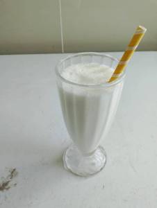 Vanilla milkshake