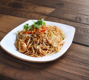 Veg hakka noodles