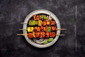 Achari Paneer Tikka