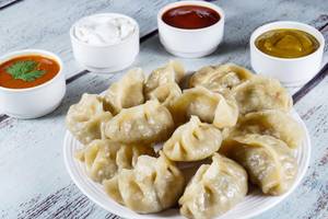 PANEER MOMOS