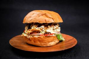 Smoked Pulled Peri Peri Chicken Burger
