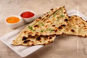Panner Stuffed Naan 