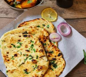 Tiwari ji special atta kulcha