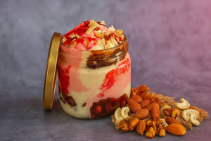 Dry Fruits Strawberry Ice Cream