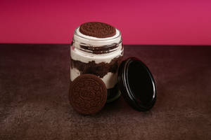 Oreo Jar Cake