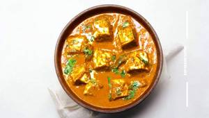 Garlic Paneer [Gravy]