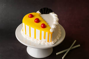 Pineapple Heart Cake Eggles