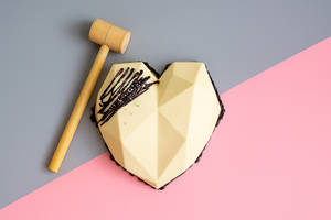 White Chocolate Heart Pinata Cale Eggless