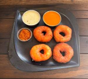 Mendu Vada Sambar chutney mix ( 4 Mendu Vada)