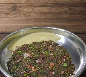 Thali pettu [akki roti]