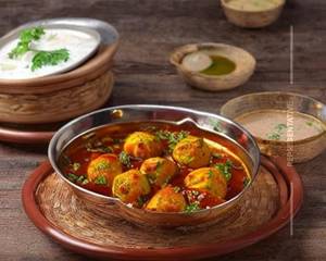 Dum Aloo Banarasi