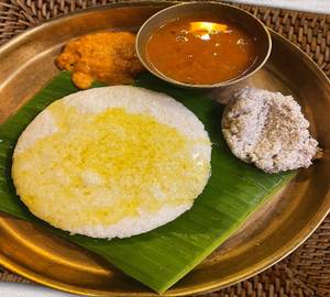 Ghee Thatte Idli [1 Pc]