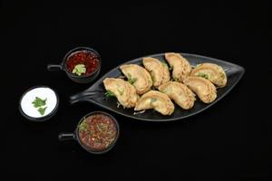 Chicken Kurkure Momos (6Pcs)
