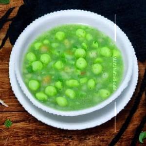 Cream of Green Peas Soup