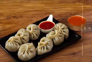 Steam Momos 