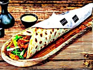 Double Schezwan Chicken Roll