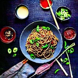 Chilli Garlic Noodles
