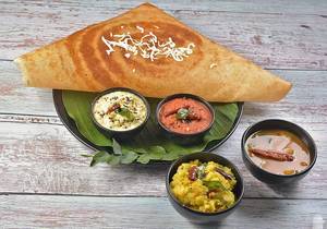 Cheese masala dosa