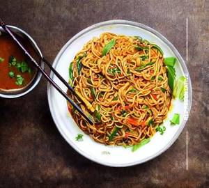 Veg singapuri noodles