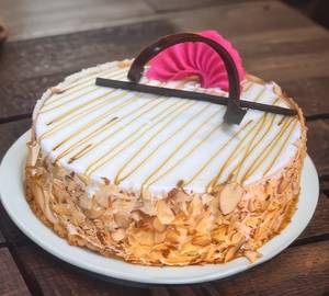 Honey and Almond Cake