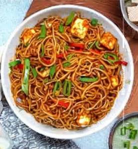 Hot Garlic Paneer Noodles