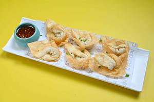 Fried Vegetable Wonton - Spicy Dip