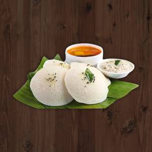Idli, sambhar, chutney, green chutney [4 pieces]