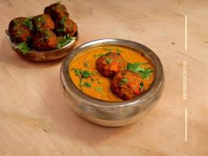 Veg Kofta Curry