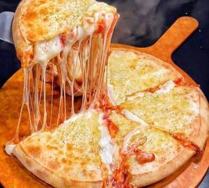 Cheese overload pizza