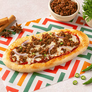Chicken Kheema Boat Pizza - 4.5"
