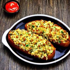 Stuffed Vegetable Garlic Bread