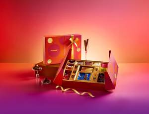 Ruby Radiance Diwali Gift Hamper - Large