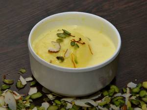 Pistachio Rasmalai (500 Grams)