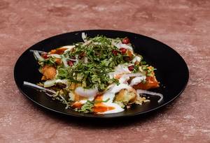 Aloo Tikki Chaat