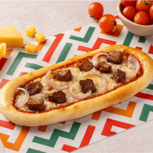 BBQ Chicken Boat Pizza - 4.5"