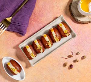 Jamun Malai Sandwich